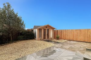 Photo 16- click for photo gallery